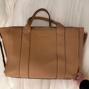 Poppy & Peonies Multitasker Tote – Mocha Mousse – Like New